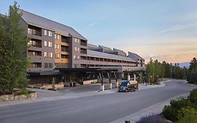 Hotel Alpenrock Breckenridge, Curio Collection By Hilton